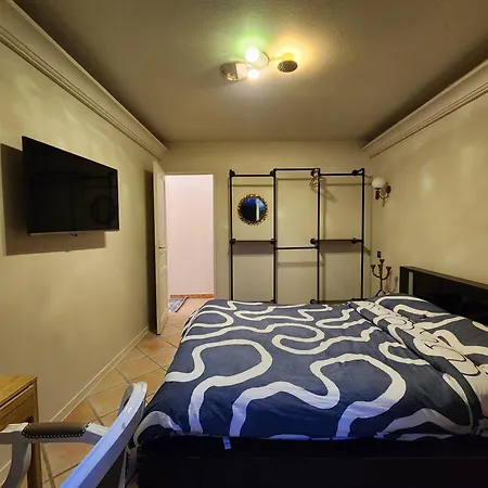 Private In Shared Guest house