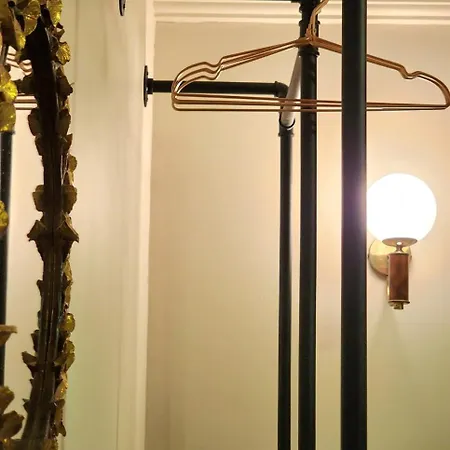 Private In Shared טולוז